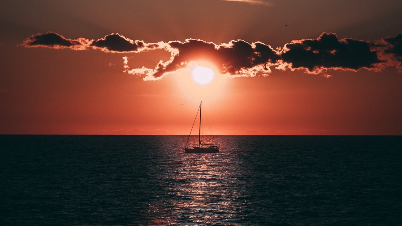 benjamin-voros-qinHtM4eoq0-unsplash